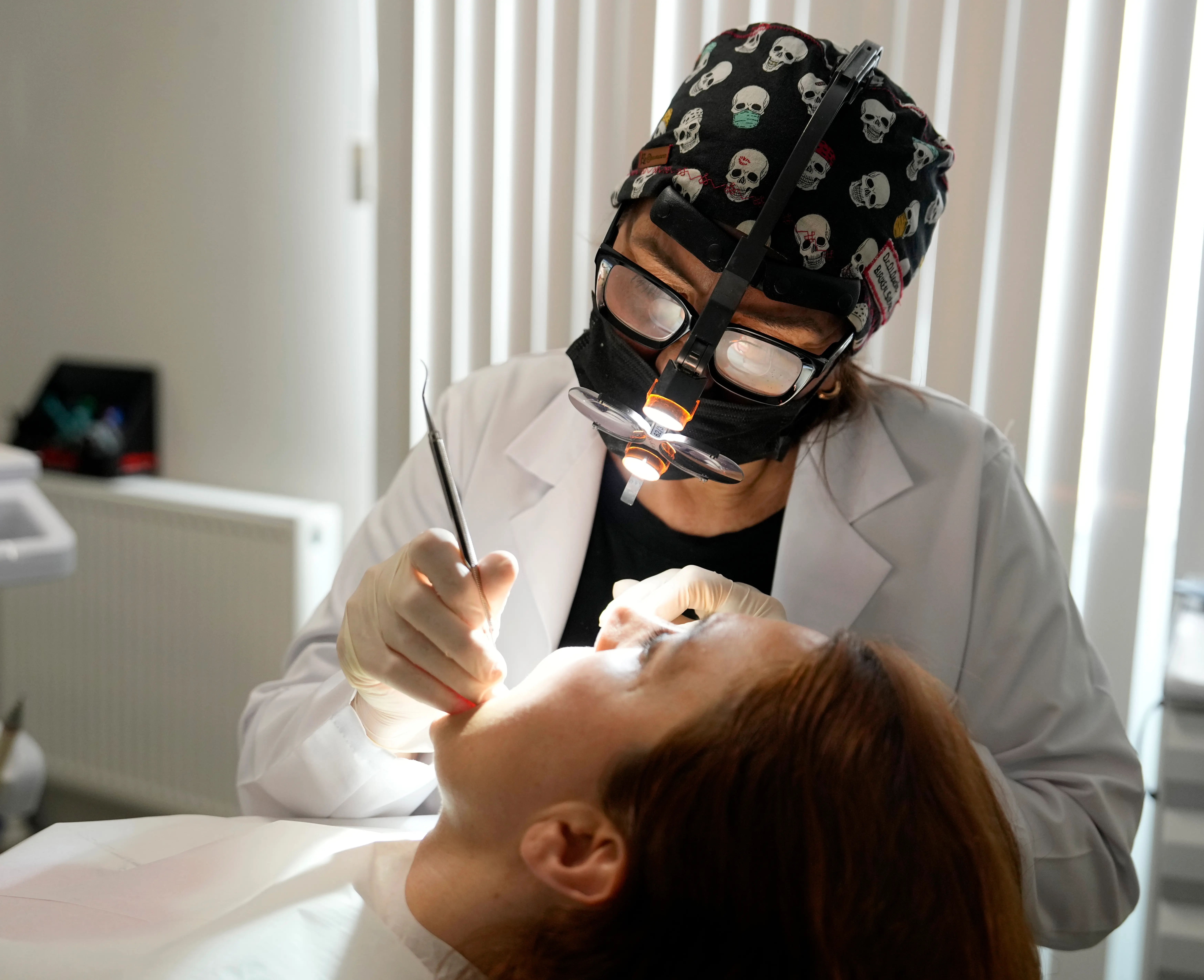 Şişli Çocuk Diş Hekimi — Dr. Dt. Devrim Biriken Sipahi Kliniği, Şişli